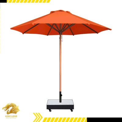 Dù gỗ sân vườn màu cam, dù gỗ đúng tâm đế vuông có bánh xe khoá ( đường kính 2,5m và 3m )