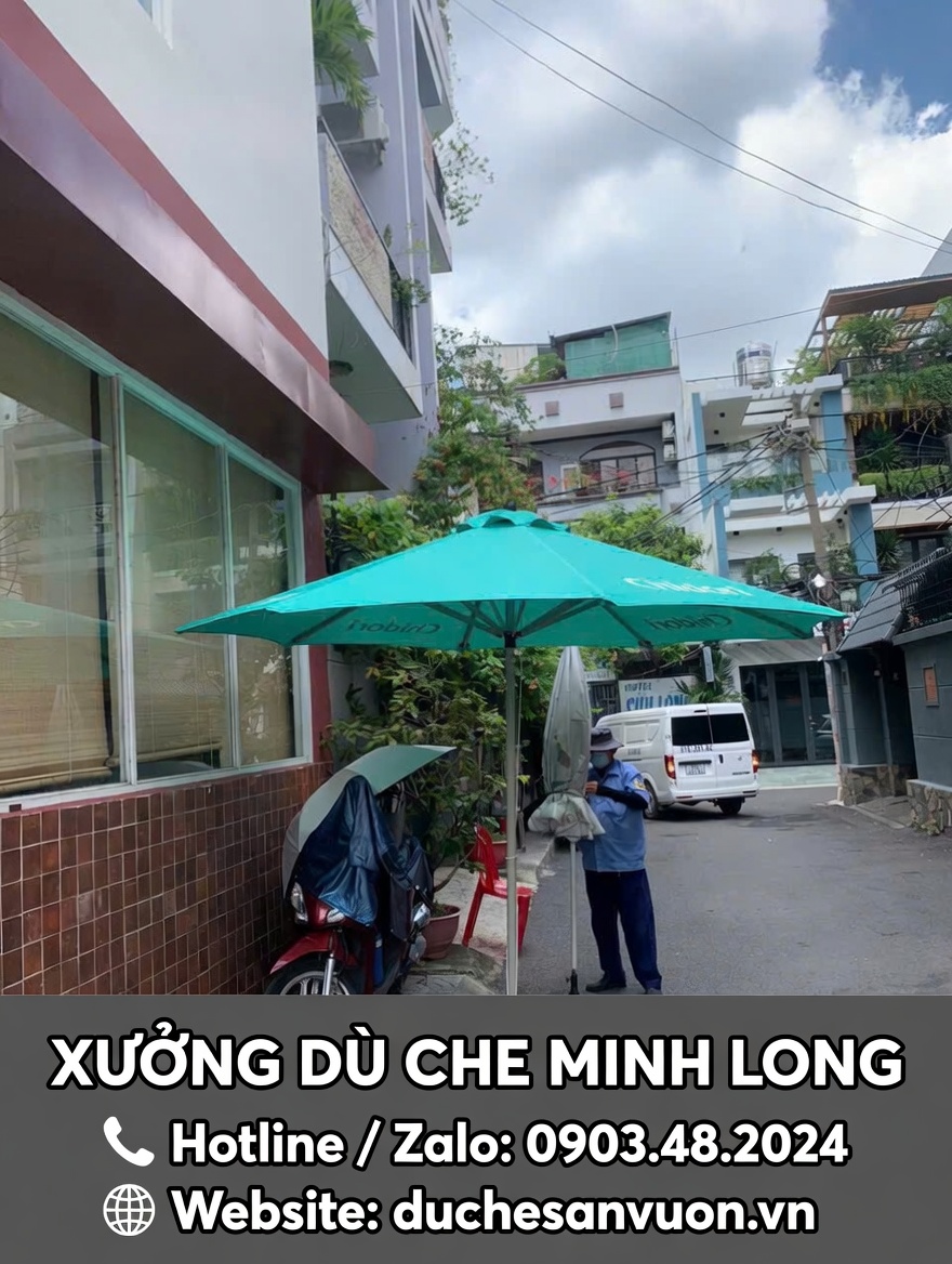 Bán dù tròn đúng tâm 3m tại Củ Chi - đế vuông có bánh xe