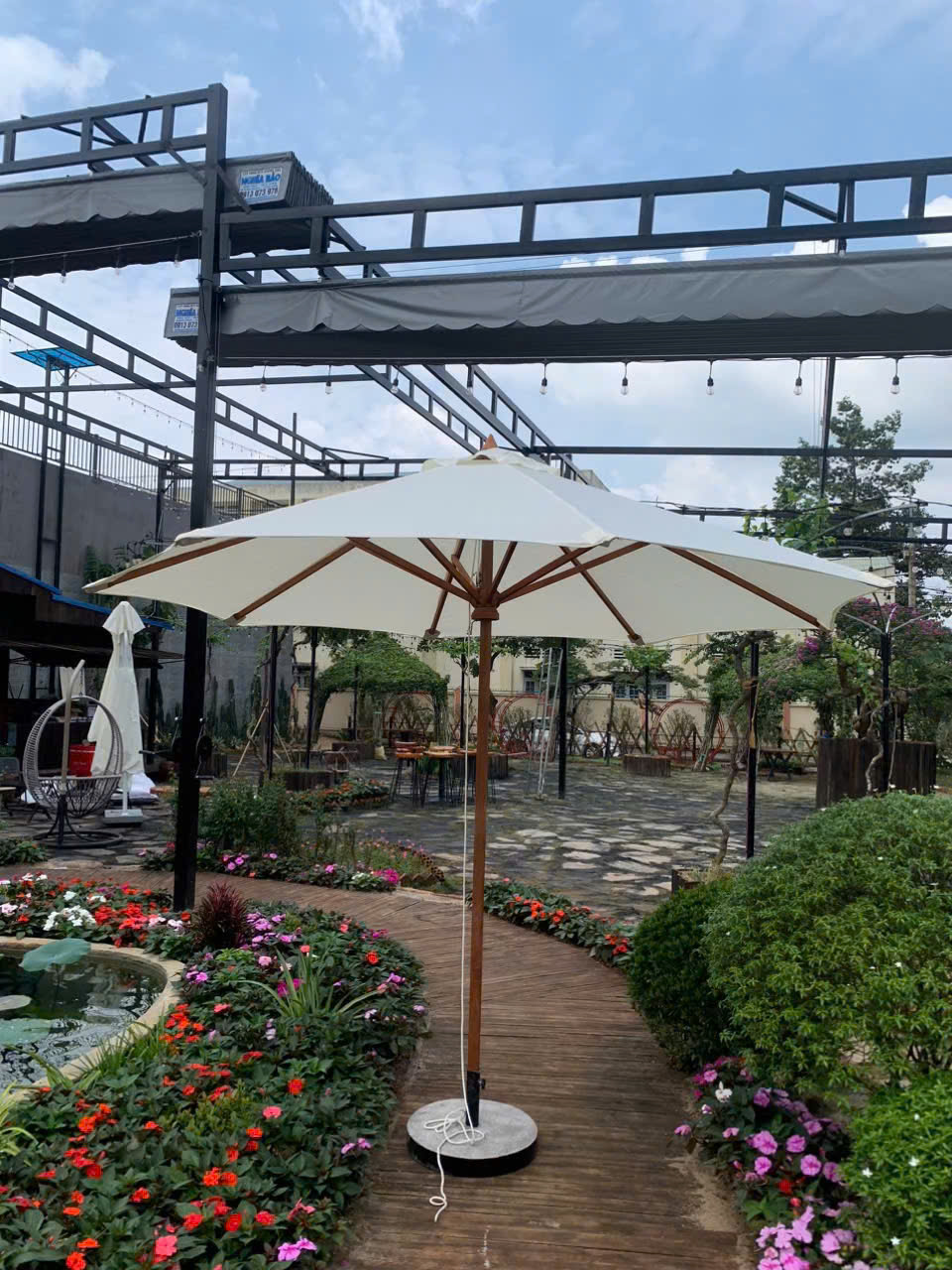 Dù gỗ sân vườn 3m, Minh Long cung cấp về Hưng Phú, Cần Thơ