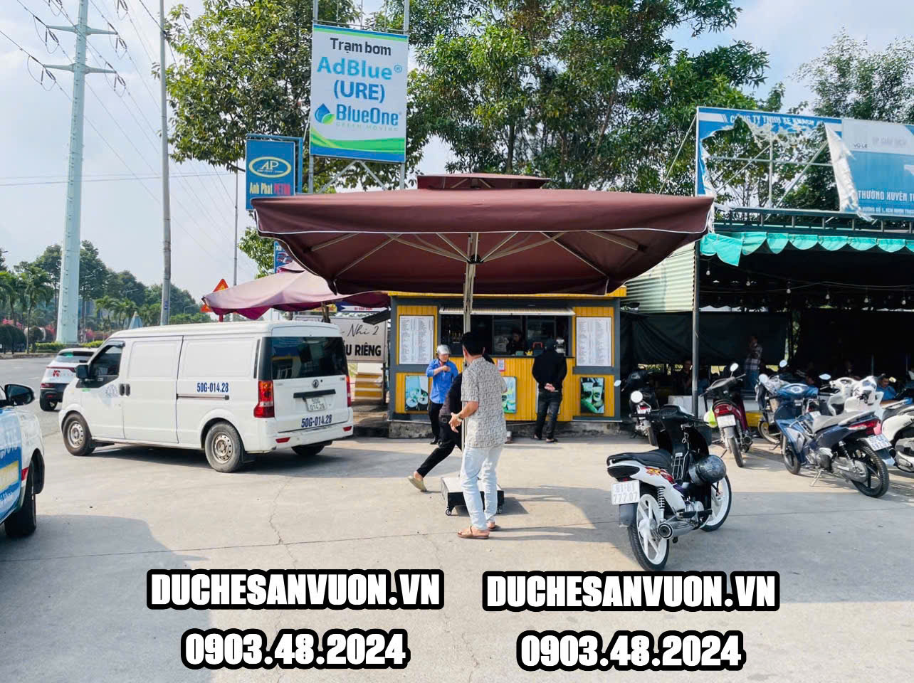 Dù che nắng Phú Giáo (Bình Dương cũ ) mẫu dù vuông lệch tâm 3x3m màu nâu 2 tầng thông gió