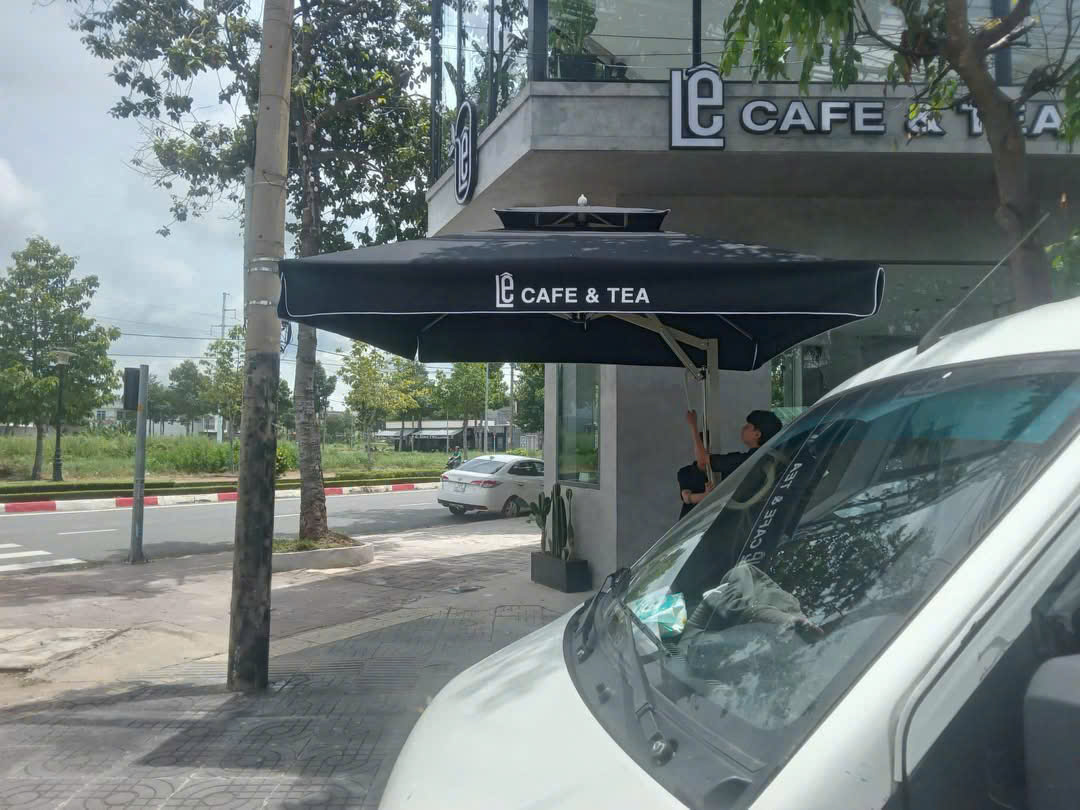 Dù che nắng tại Biên Hoà, mẫu dù vuông lệch tâm 3x3m hai tầng, bèo ngang